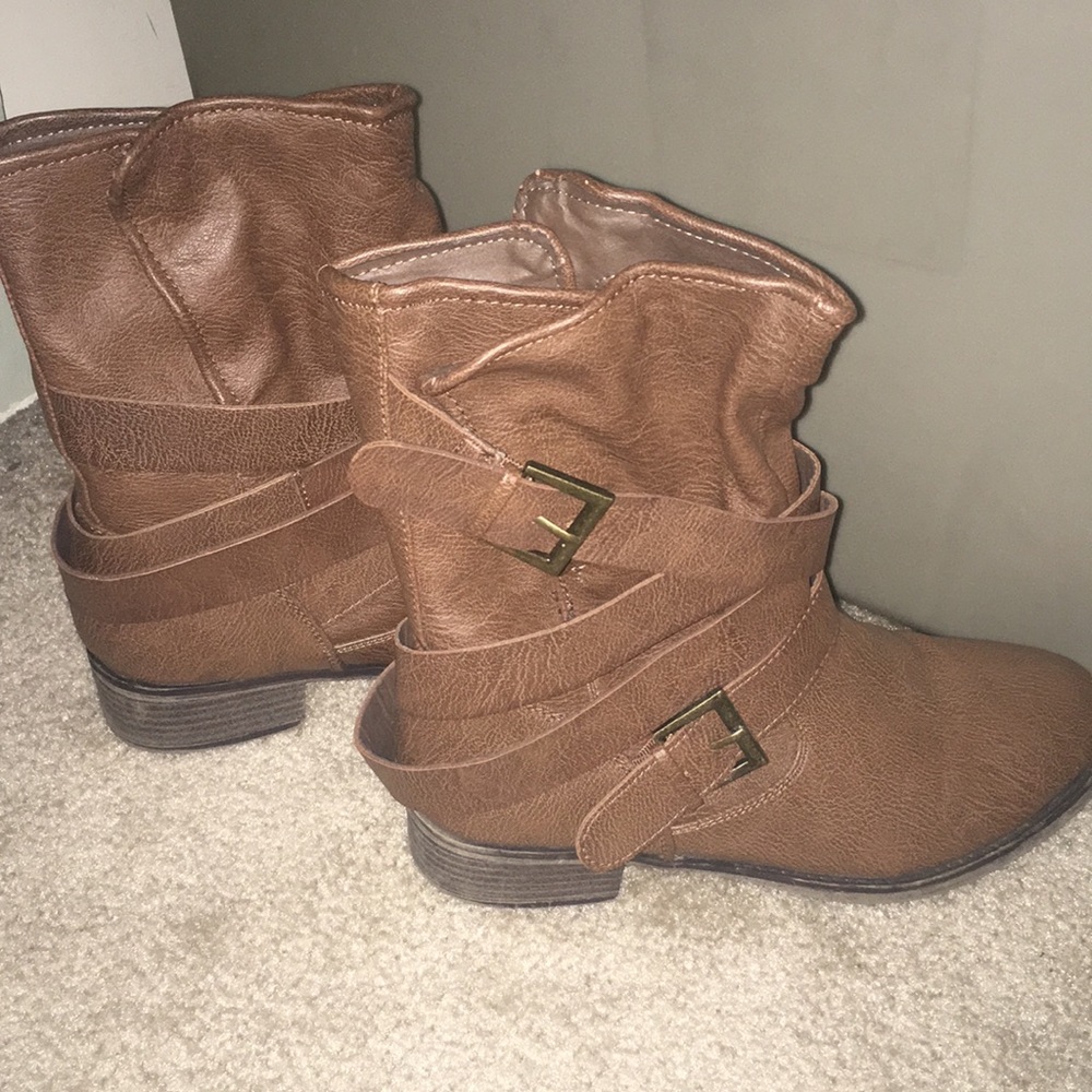Retro boots